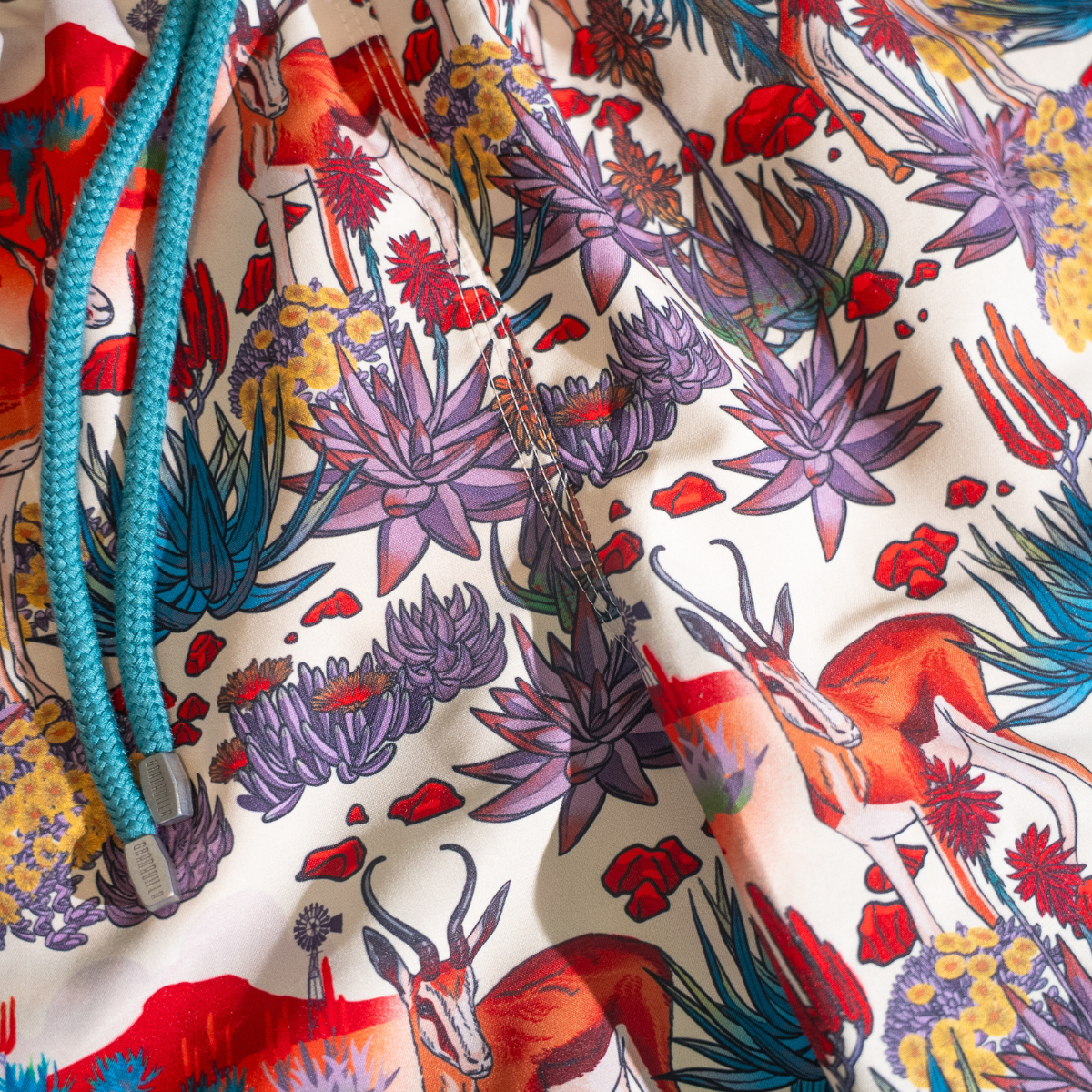 MID-LENGTH SWIM SHORTS | KAROO / CREAM