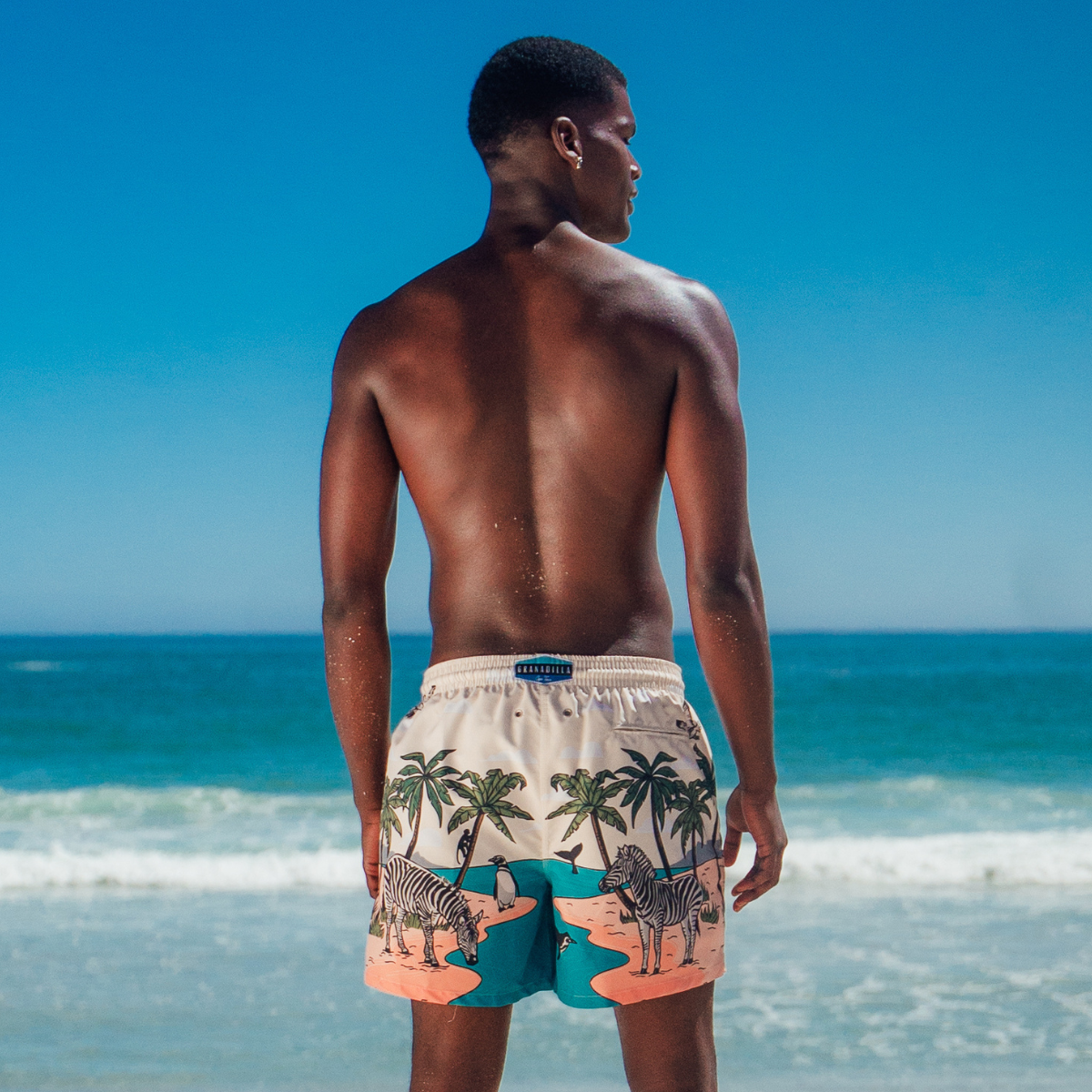 MID-LENGTH SWIM SHORTS | ZEBRA / CREAM